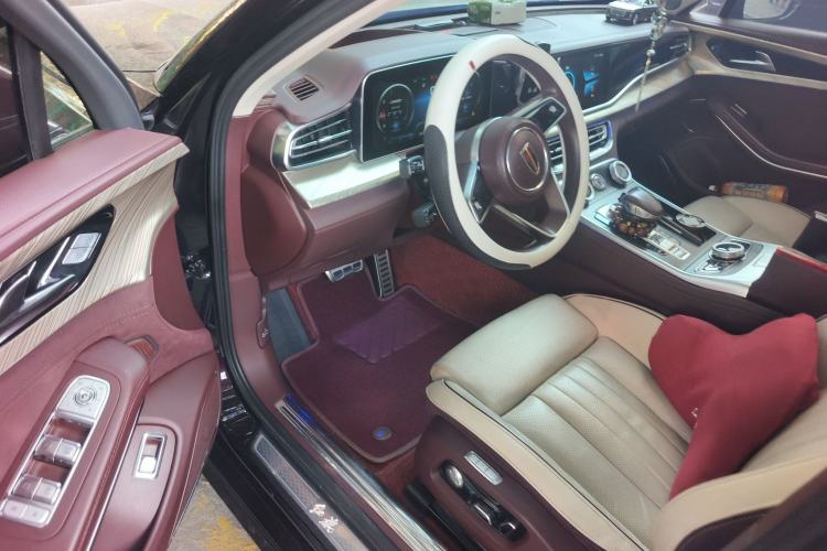 Used Hongqi H9 2022 2.0T Smart Connect Flagship Edition Interior 3