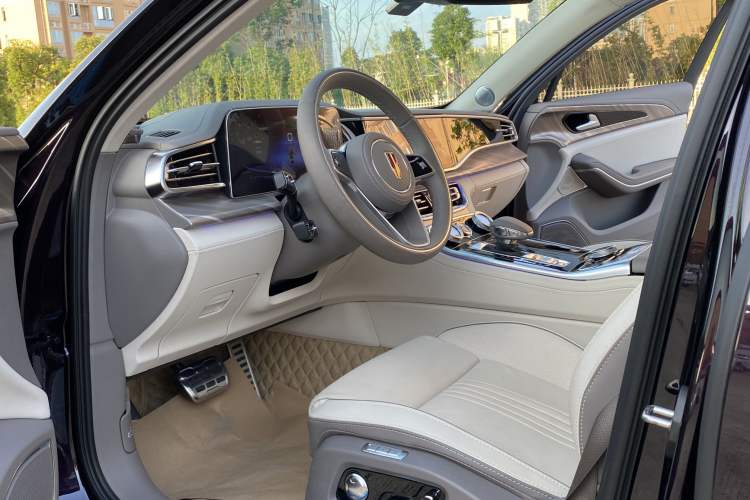 Used Hongqi H9 2022 2.0T Smart Connect Flagship Edition Interior 3