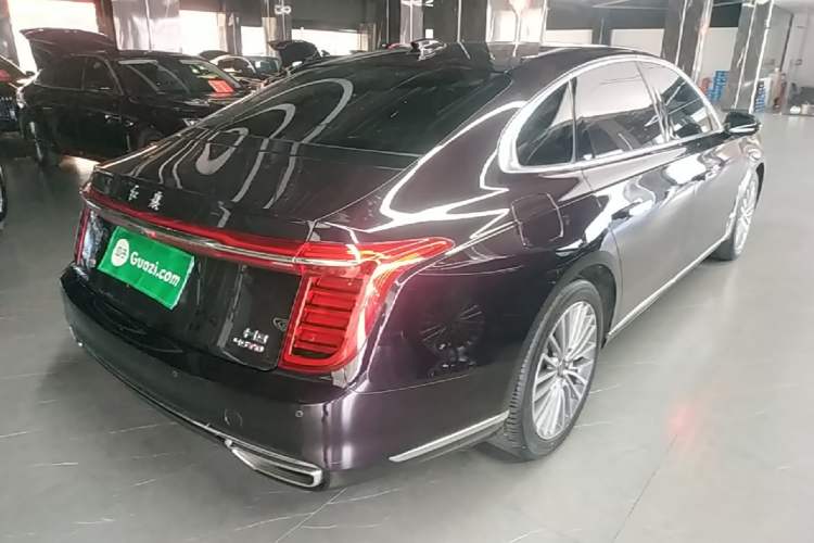 Used Hongqi H9 2022 2.0T Smart Connect Flagship Edition Rear Right 45 Deg