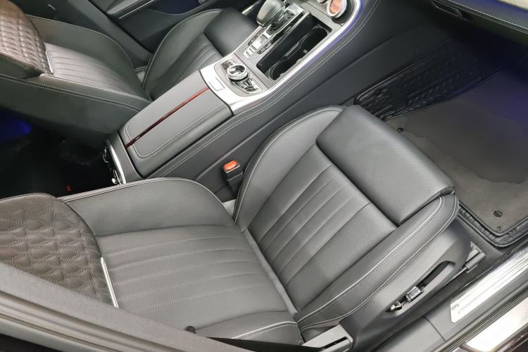Used Hongqi H9 2022 2.0T Smart Connect Flagship Edition Right Front Seat