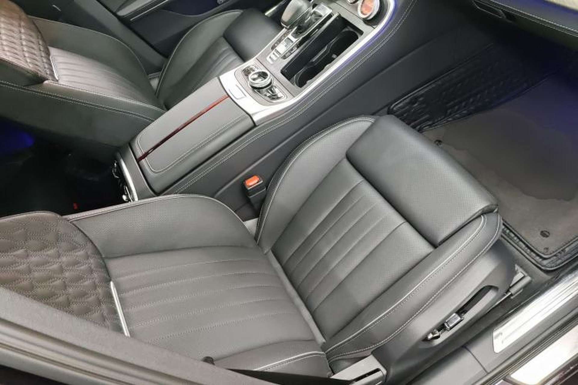 Used Hongqi H9 2022 2.0T Smart Connect Flagship Edition Right Front Seat