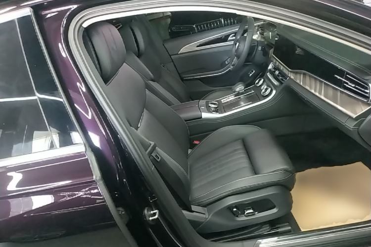 Used Hongqi H9 2022 2.0T Smart Connect Flagship Edition Right Front Seat