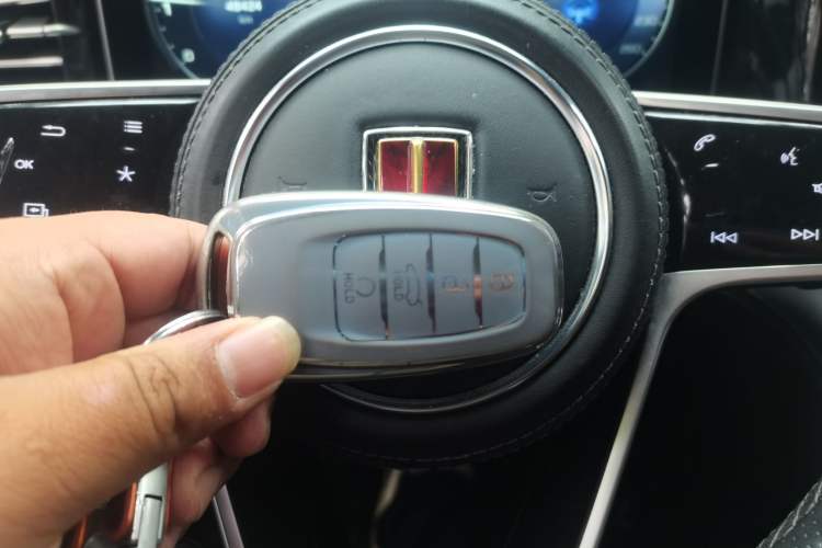 Used Hongqi H9 2022 2.0T Smart Connect Flagship Edition Vehicle Key