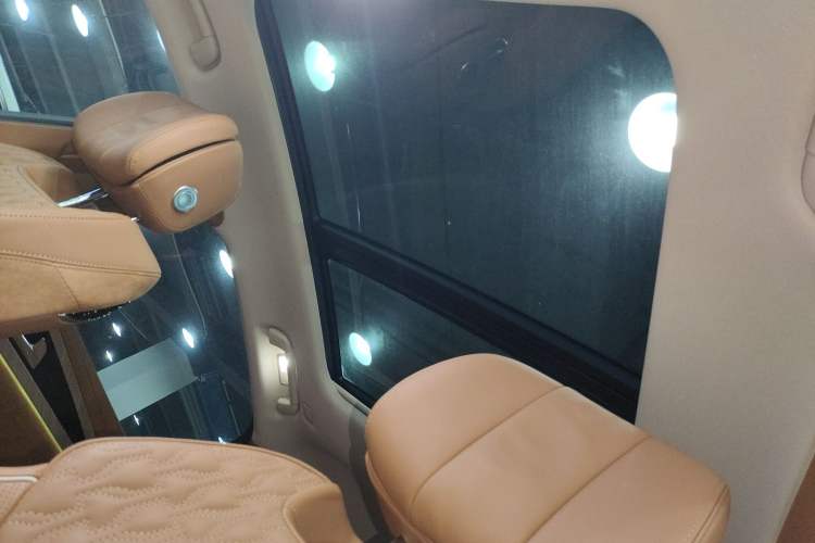 Used Hongqi H9 2022 2.0T Smart Connect Flagship Edition Headliner