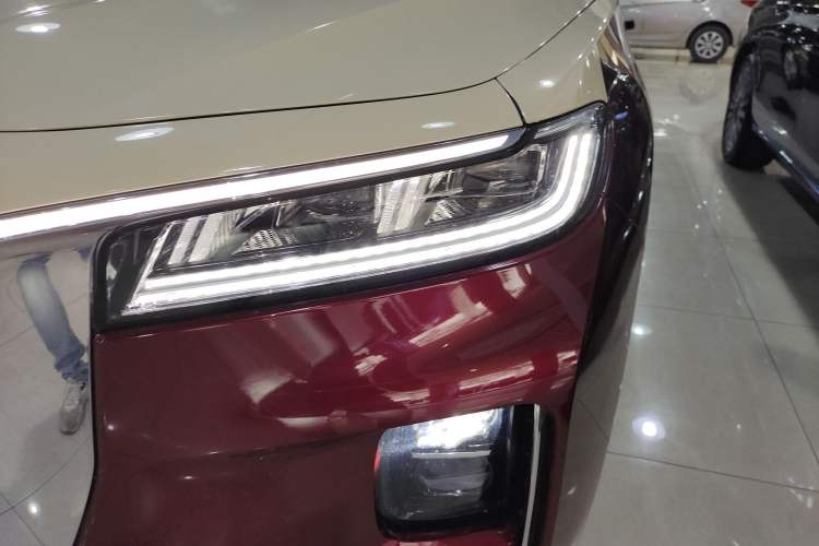 Used Hongqi H9 2022 2.0T Smart Connect Flagship Edition Left Front Headlight