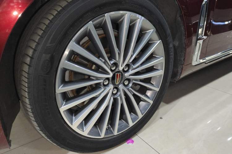 Used Hongqi H9 2022 2.0T Smart Connect Flagship Edition Left Front Wheel Hub