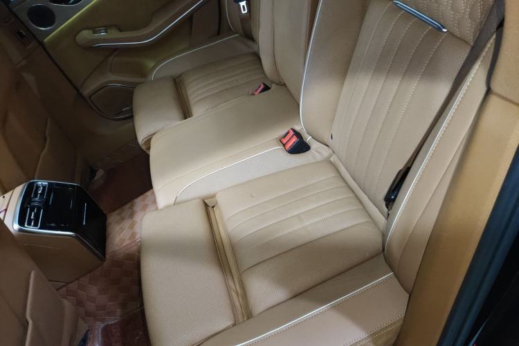 Used Hongqi H9 2022 2.0T Smart Connect Flagship Edition Left Rear Seat