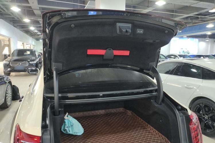 Used Hongqi H9 2022 2.0T Smart Connect Flagship Edition Trunk