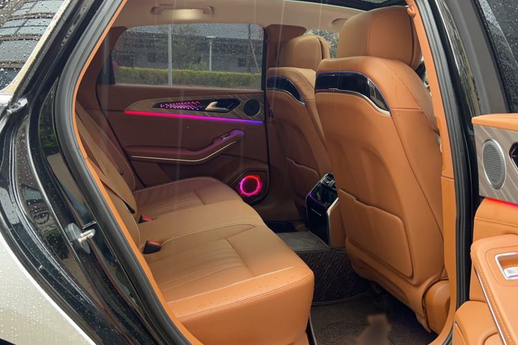 Used Hongqi H9 2022 2.0T Smart Connect Flagship Edition Interior 1