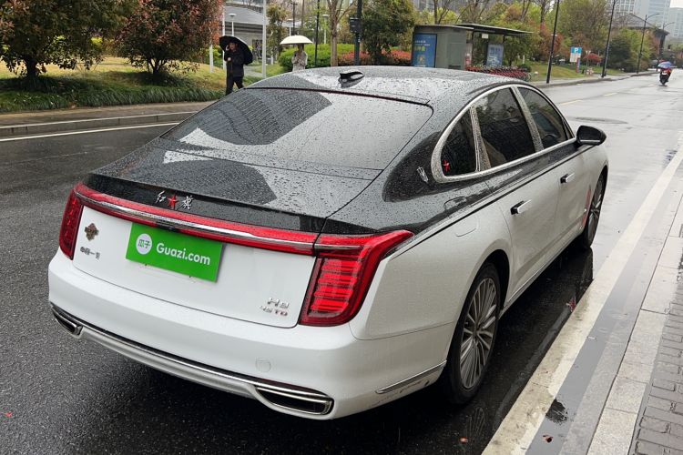 Used Hongqi H9 2022 2.0T Smart Connect Flagship Edition Rear Right 45 Deg