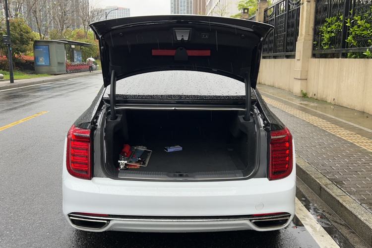 Used Hongqi H9 2022 2.0T Smart Connect Flagship Edition Trunk