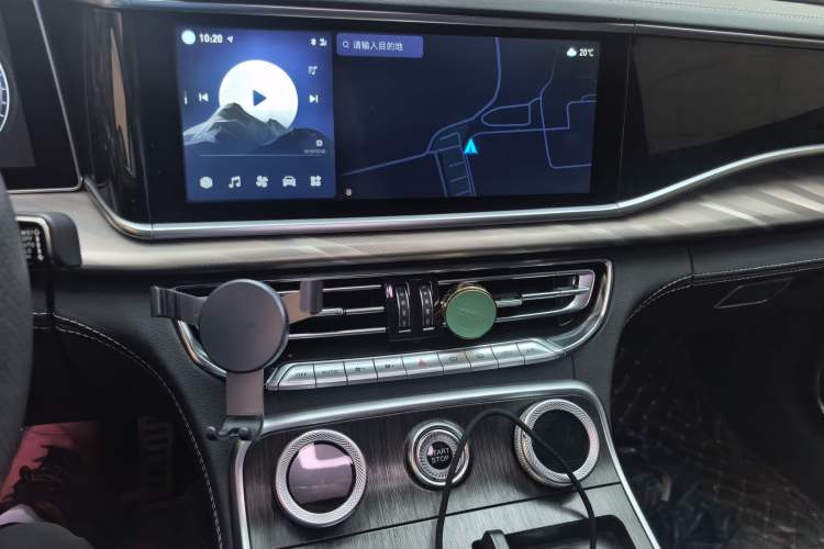 Used Hongqi H9 2023 2.0T Smart Connect Flagship Edition Audio And AC Panel
