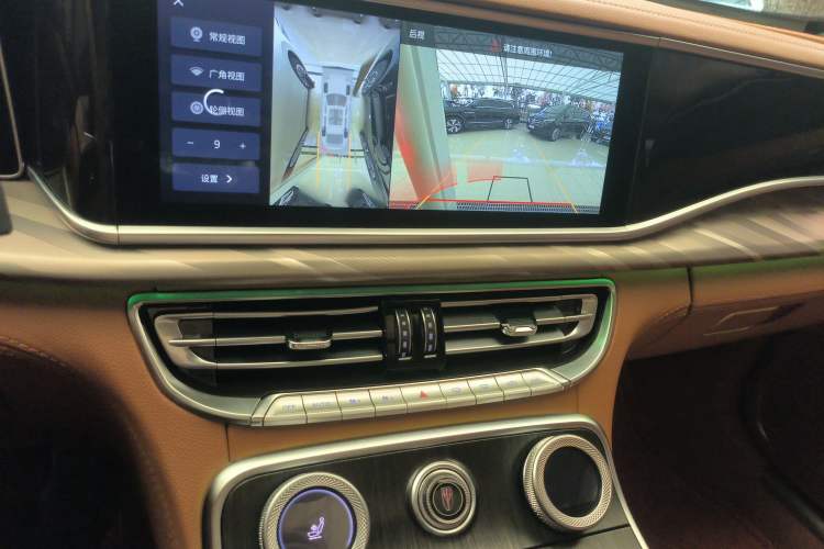 Used Hongqi H9 2023 2.0T Smart Connect Flagship Edition Audio And AC Panel