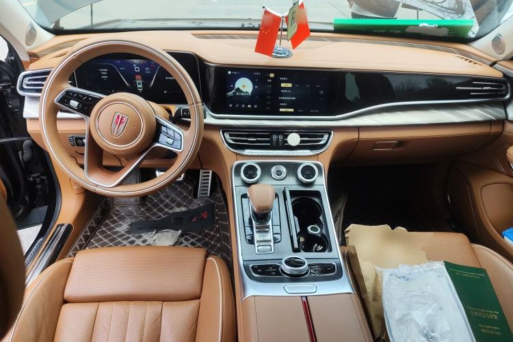Used Hongqi H9 2023 2.0T Smart Connect Flagship Edition Center Console