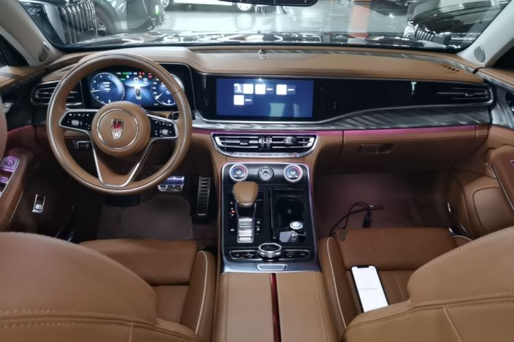 Used Hongqi H9 2023 2.0T Smart Connect Flagship Edition Center Console