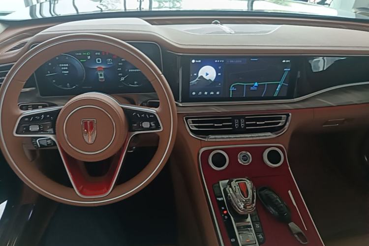 Used Hongqi H9 2023 2.0T Smart Connect Flagship Edition Center Console