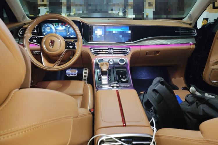 Used Hongqi H9 2023 2.0T Smart Connect Flagship Edition Center Console