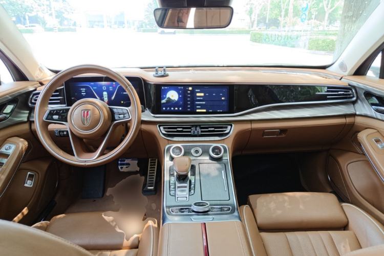 Used Hongqi H9 2023 2.0T Smart Connect Flagship Edition Center Console