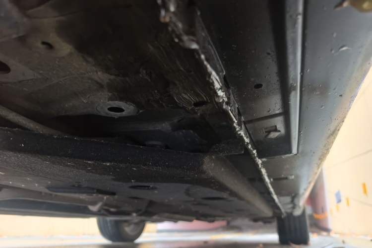 Used Hongqi H9 2023 2.0T Smart Connect Flagship Edition Chassis Front Left