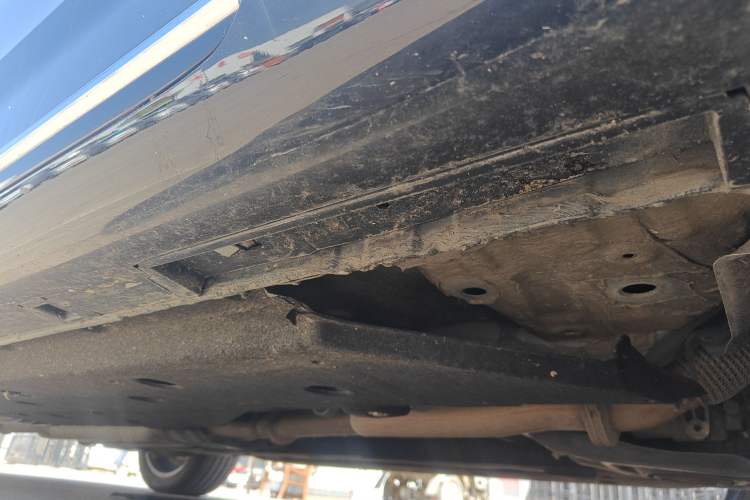 Used Hongqi H9 2023 2.0T Smart Connect Flagship Edition Chassis Front Right