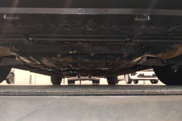 Used Hongqi H9 2023 2.0T Smart Connect Flagship Edition Chassis Front
