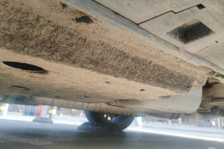Used Hongqi H9 2023 2.0T Smart Connect Flagship Edition Chassis Rear Left