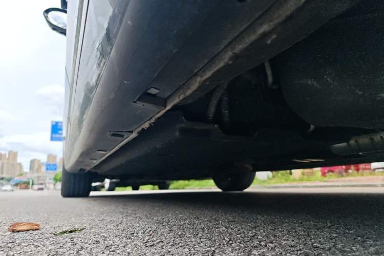 Used Hongqi H9 2023 2.0T Smart Connect Flagship Edition Chassis Rear Left