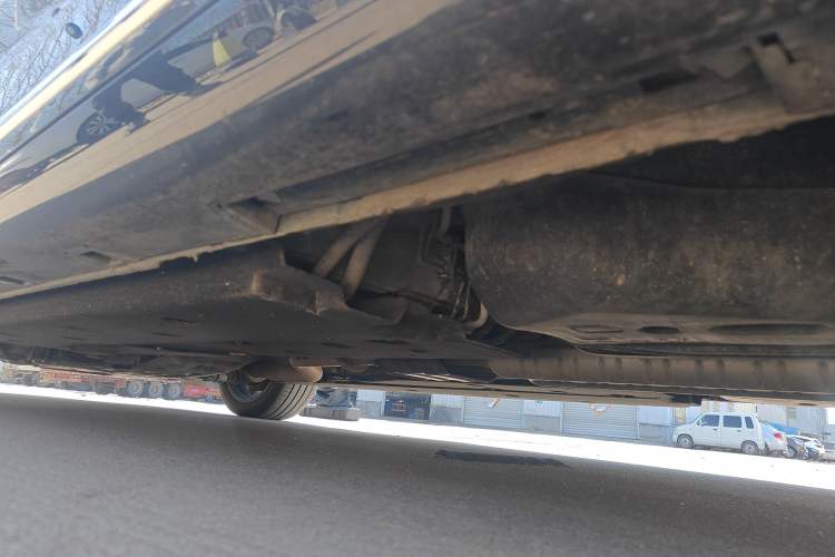 Used Hongqi H9 2023 2.0T Smart Connect Flagship Edition Chassis Rear Left