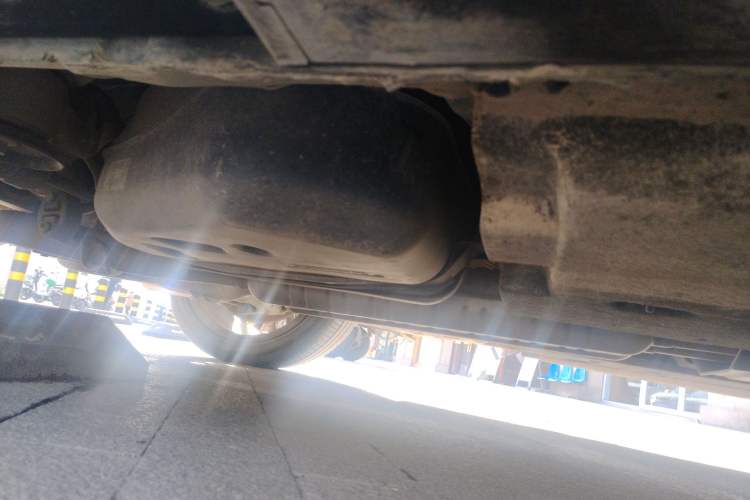 Used Hongqi H9 2023 2.0T Smart Connect Flagship Edition Chassis Rear Right