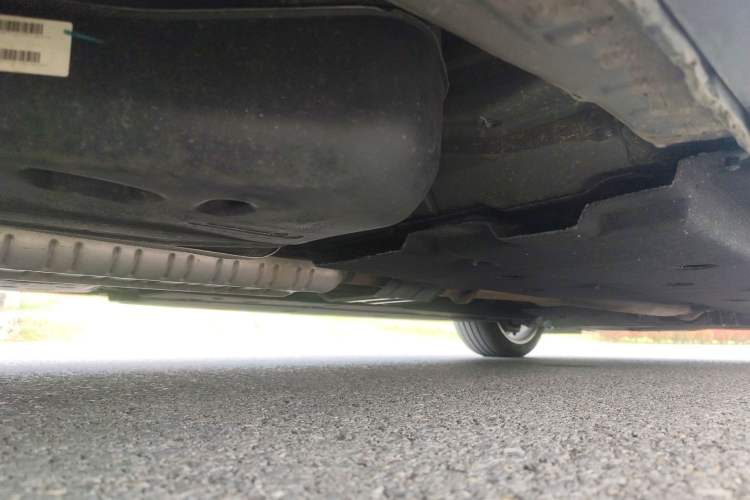 Used Hongqi H9 2023 2.0T Smart Connect Flagship Edition Chassis Rear Right