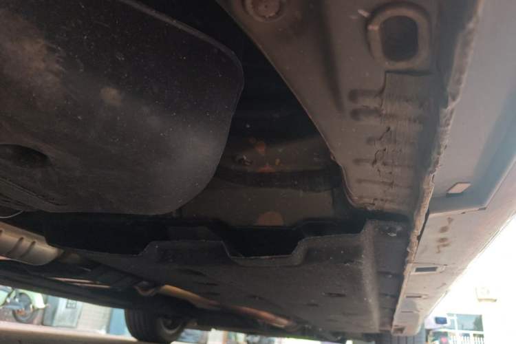 Used Hongqi H9 2023 2.0T Smart Connect Flagship Edition Chassis Rear Right