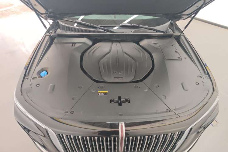 Used Hongqi H9 2023 2.0T Smart Connect Flagship Edition Engine Bay