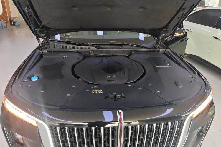 Used Hongqi H9 2023 2.0T Smart Connect Flagship Edition Engine Bay