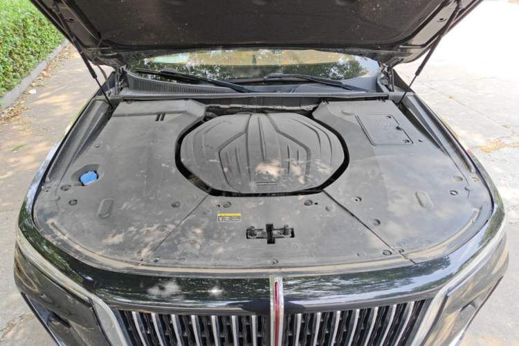 Used Hongqi H9 2023 2.0T Smart Connect Flagship Edition Engine Bay