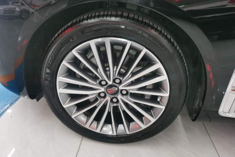 Used Hongqi H9 2023 2.0T Smart Connect Flagship Edition Exterior 4