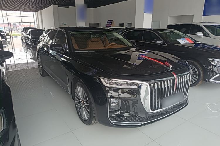 Used Hongqi H9 2023 2.0T Smart Connect Flagship Edition Front Right 45 Deg