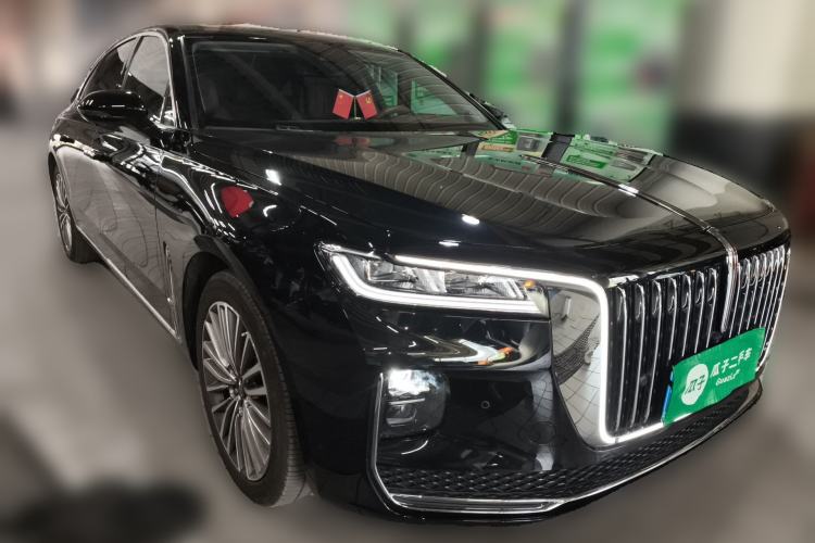 Used Hongqi H9 2023 2.0T Smart Connect Flagship Edition Front Right 45 Deg