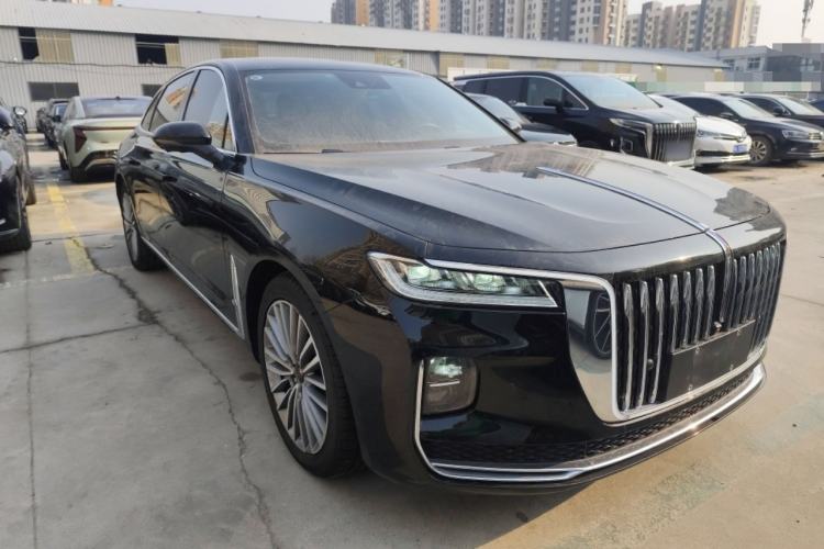 Used Hongqi H9 2023 2.0T Smart Connect Flagship Edition Front Right 45 Deg