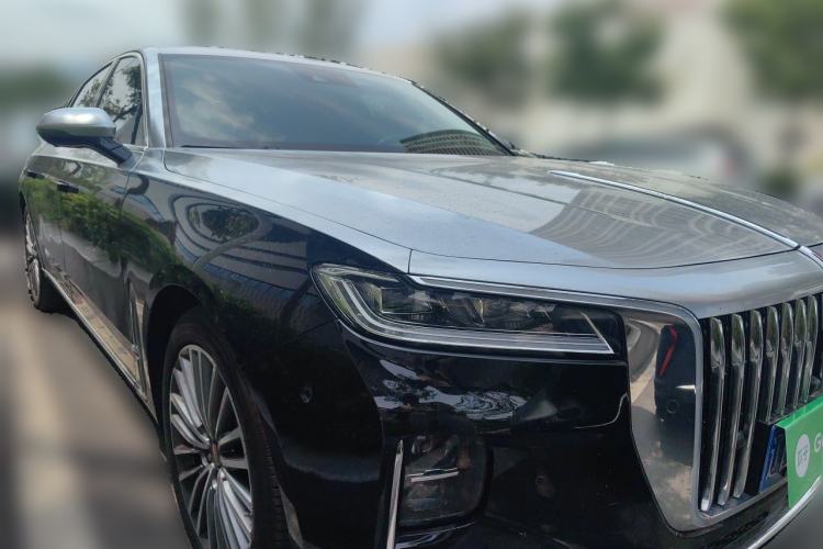 Used Hongqi H9 2023 2.0T Smart Connect Flagship Edition Front Right 45 Deg