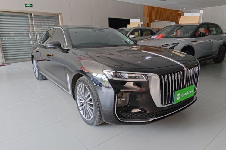 Used Hongqi H9 2023 2.0T Smart Connect Flagship Edition Front Right 45 Deg