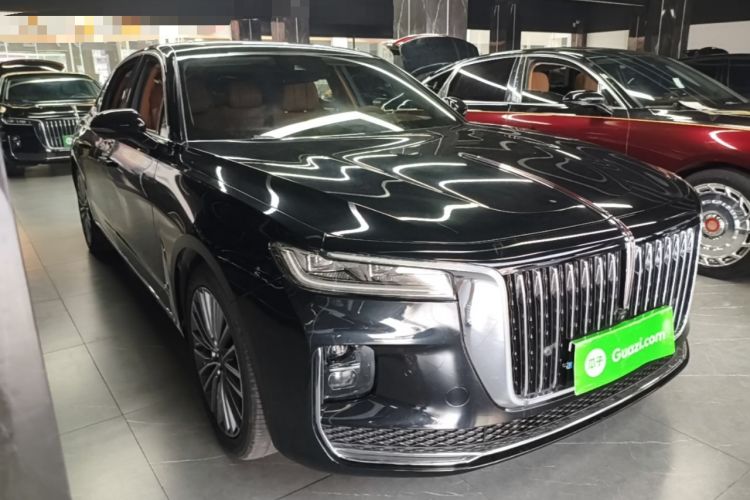 Used Hongqi H9 2023 2.0T Smart Connect Flagship Edition Front Right 45 Deg