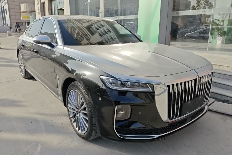 Used Hongqi H9 2023 2.0T Smart Connect Flagship Edition Front Right 45 Deg