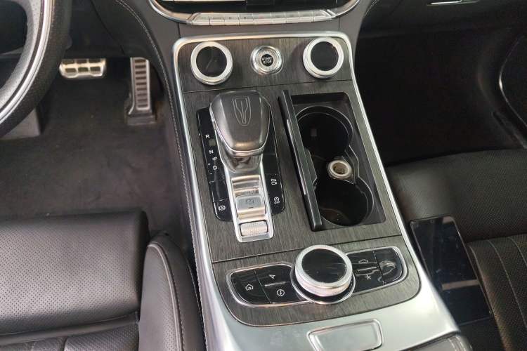 Used Hongqi H9 2023 2.0T Smart Connect Flagship Edition Gear Lever