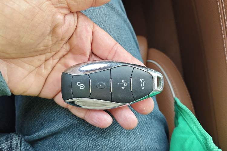 Used Hongqi H9 2023 2.0T Smart Connect Flagship Edition Interior 1