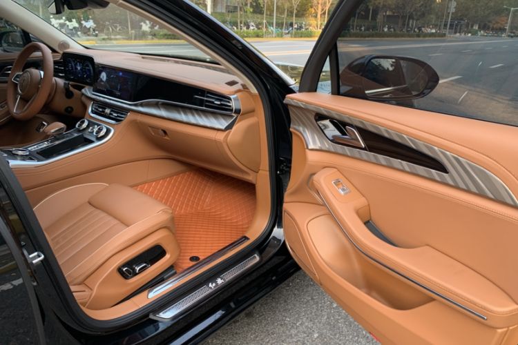 Used Hongqi H9 2023 2.0T Smart Connect Flagship Edition Interior 12