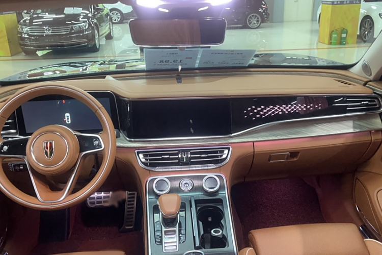 Used Hongqi H9 2023 2.0T Smart Connect Flagship Edition Interior 3