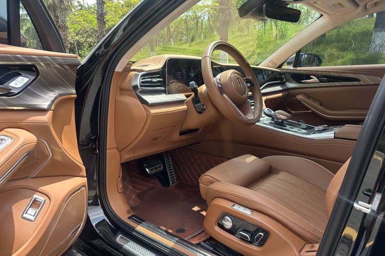 Used Hongqi H9 2023 2.0T Smart Connect Flagship Edition Interior 4