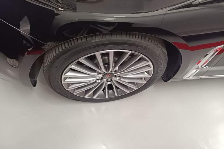 Used Hongqi H9 2023 2.0T Smart Connect Flagship Edition Left Front Wheel Hub