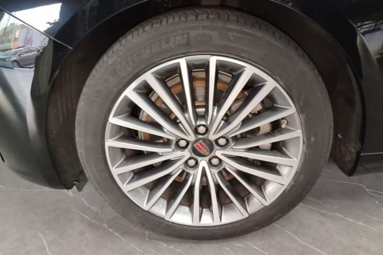 Used Hongqi H9 2023 2.0T Smart Connect Flagship Edition Left Front Wheel Hub