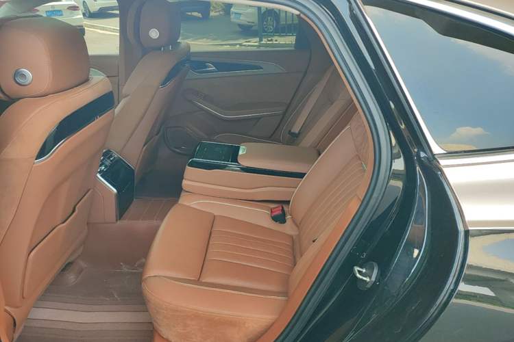 Used Hongqi H9 2023 2.0T Smart Connect Flagship Edition Left Rear Seat
